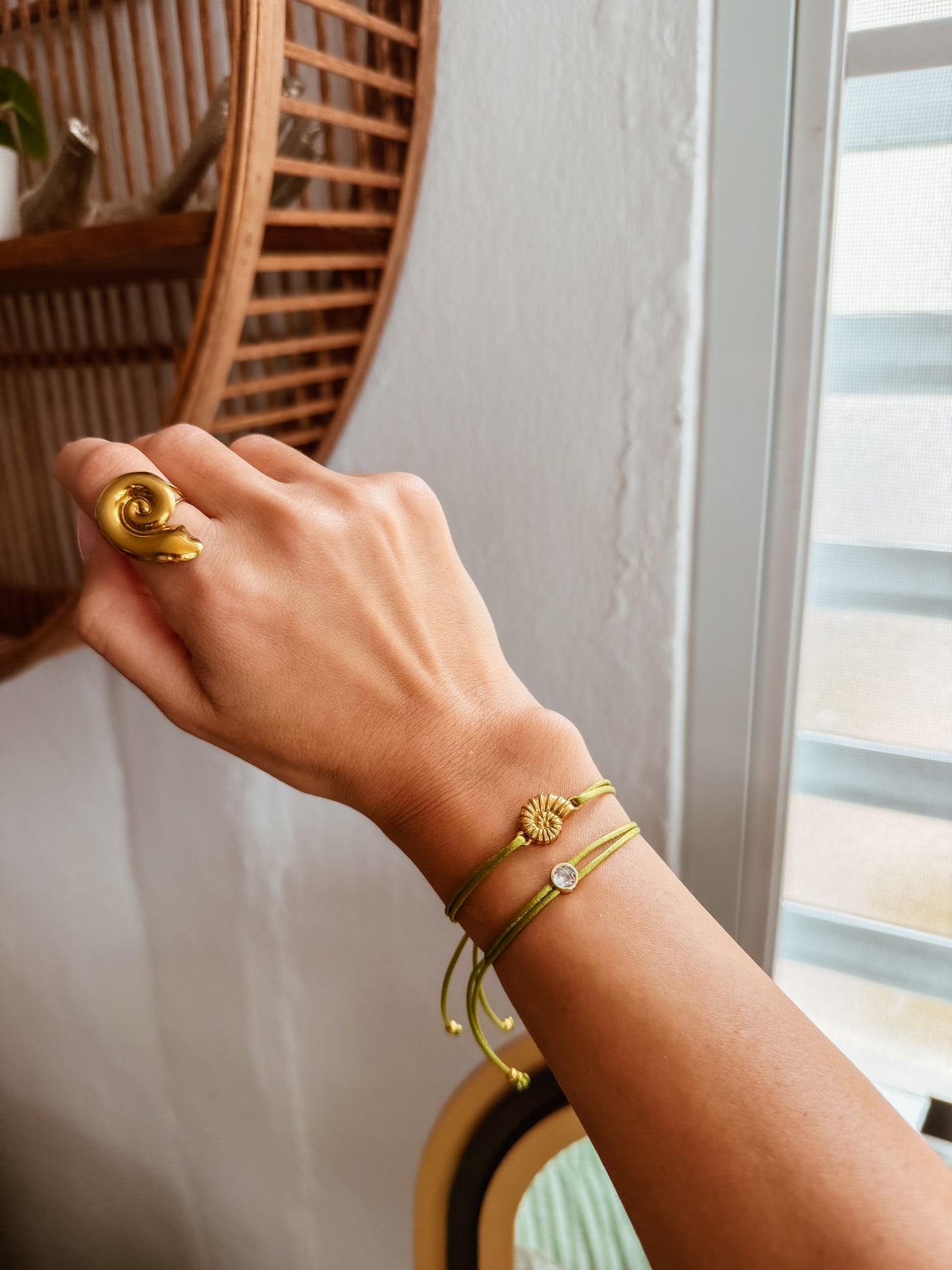 Caracola Bracelet